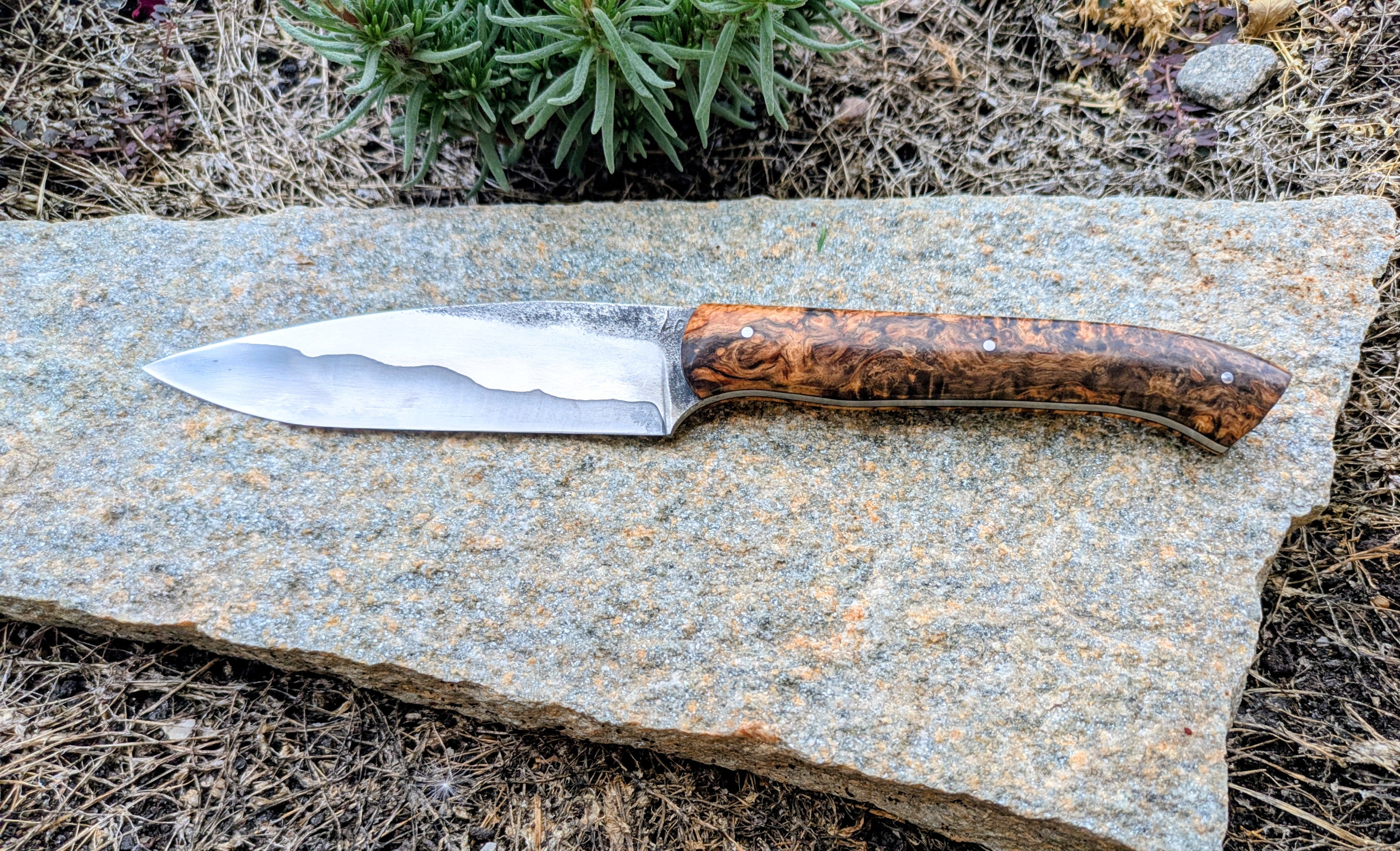 Couteau de Cuisine Artisanal | Le Ryu version table